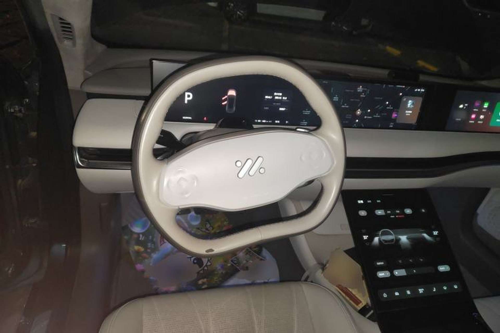 Used IM L7 2022 Dynamic Model Steering Wheel