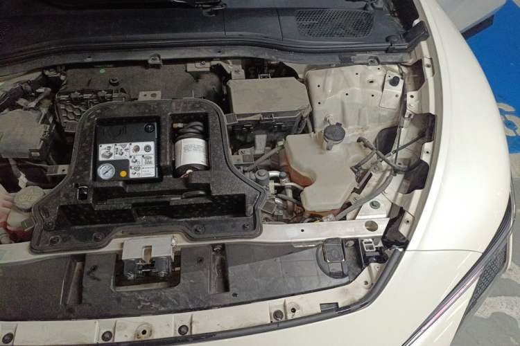 Used IM L7 2022 Pro Model Engine Bay Left