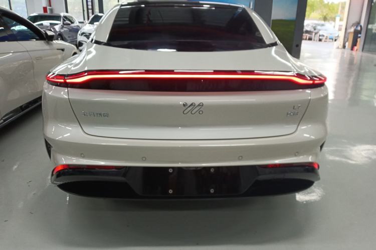 Used IM L7 2022 Dynamic Model Exterior 4