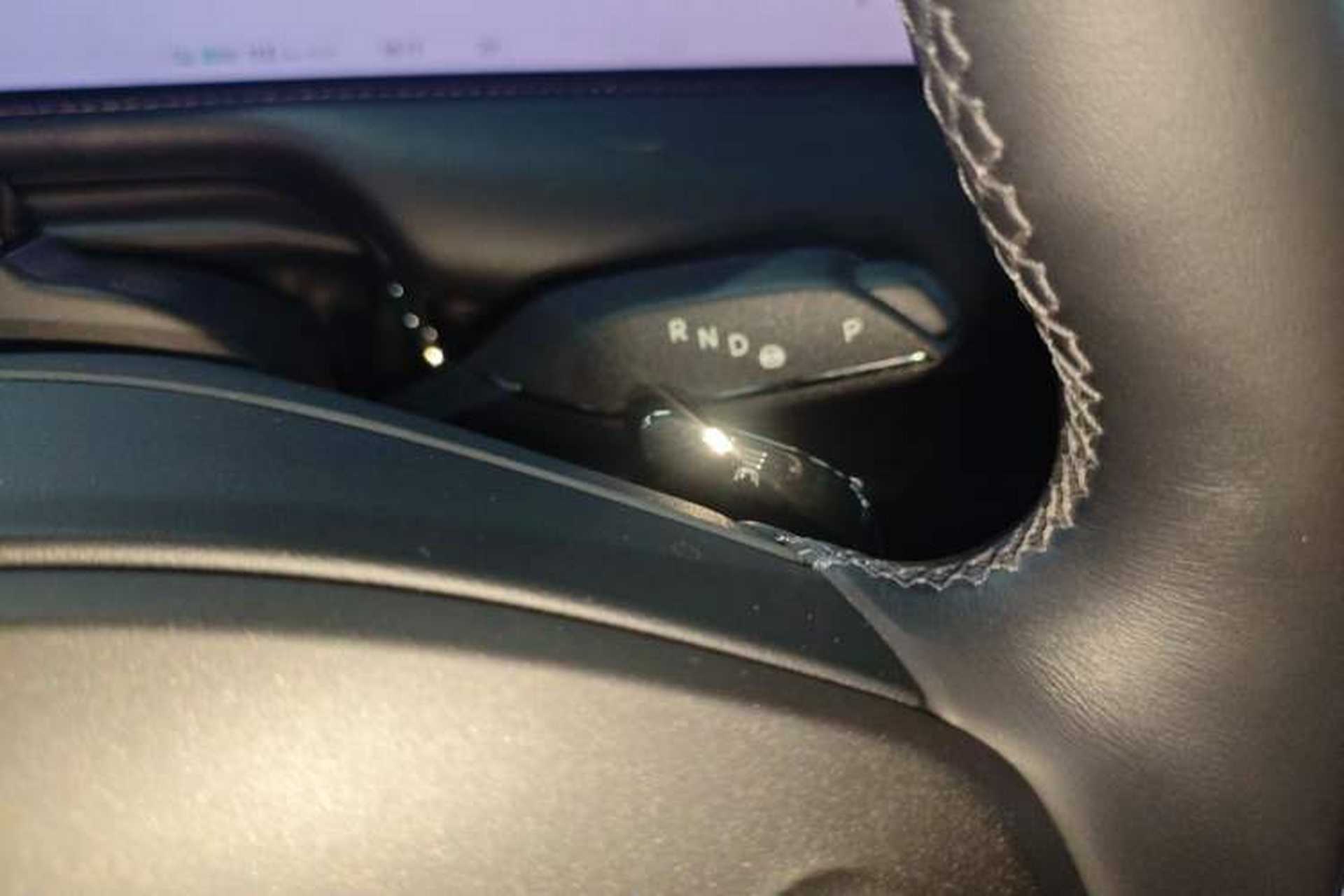 Used IM L7 2022 Dynamic Model Gear Lever