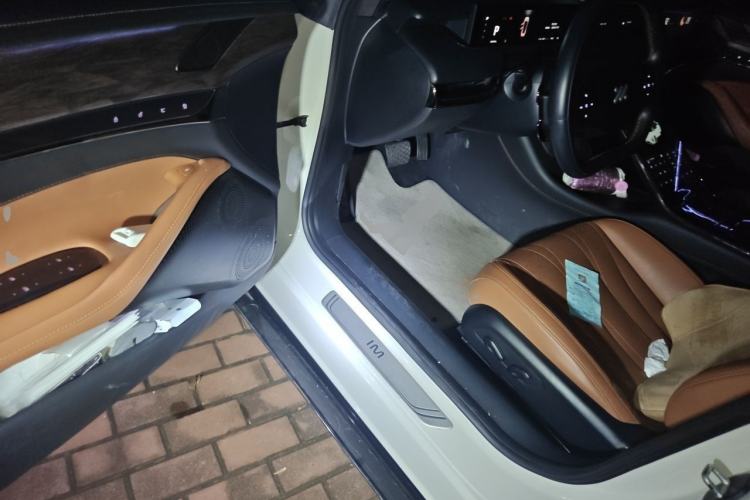 Used IM L7 2022 Dynamic Model Interior 3