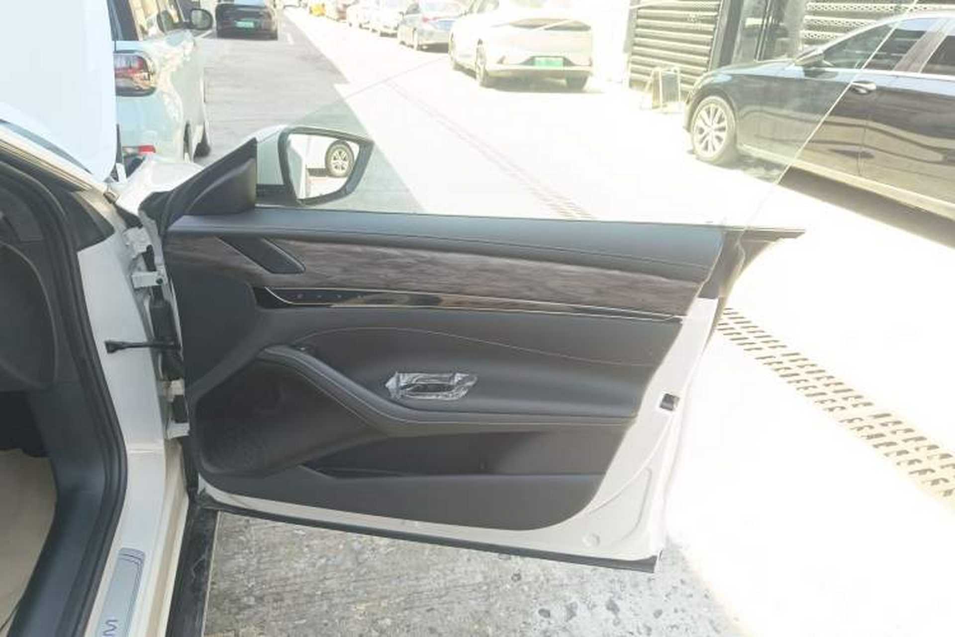 Used IM L7 2022 Dynamic Model Interior 5