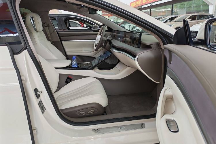 Used IM L7 2022 Pro Model Interior 7