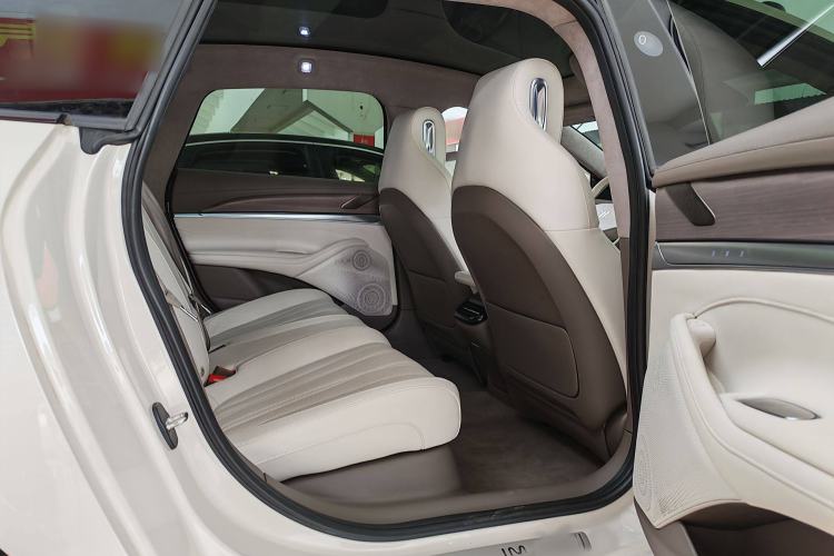 Used IM L7 2022 Pro Model Interior 8