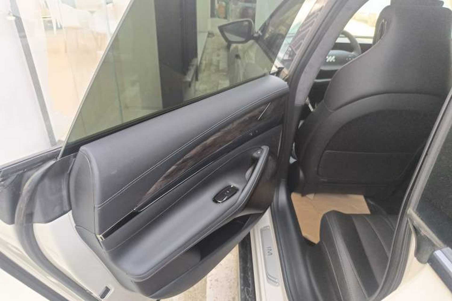 Used IM L7 2022 Dynamic Model Interior 8