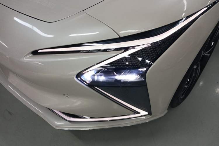 Used IM L7 2022 Dynamic Model Left Front Headlight