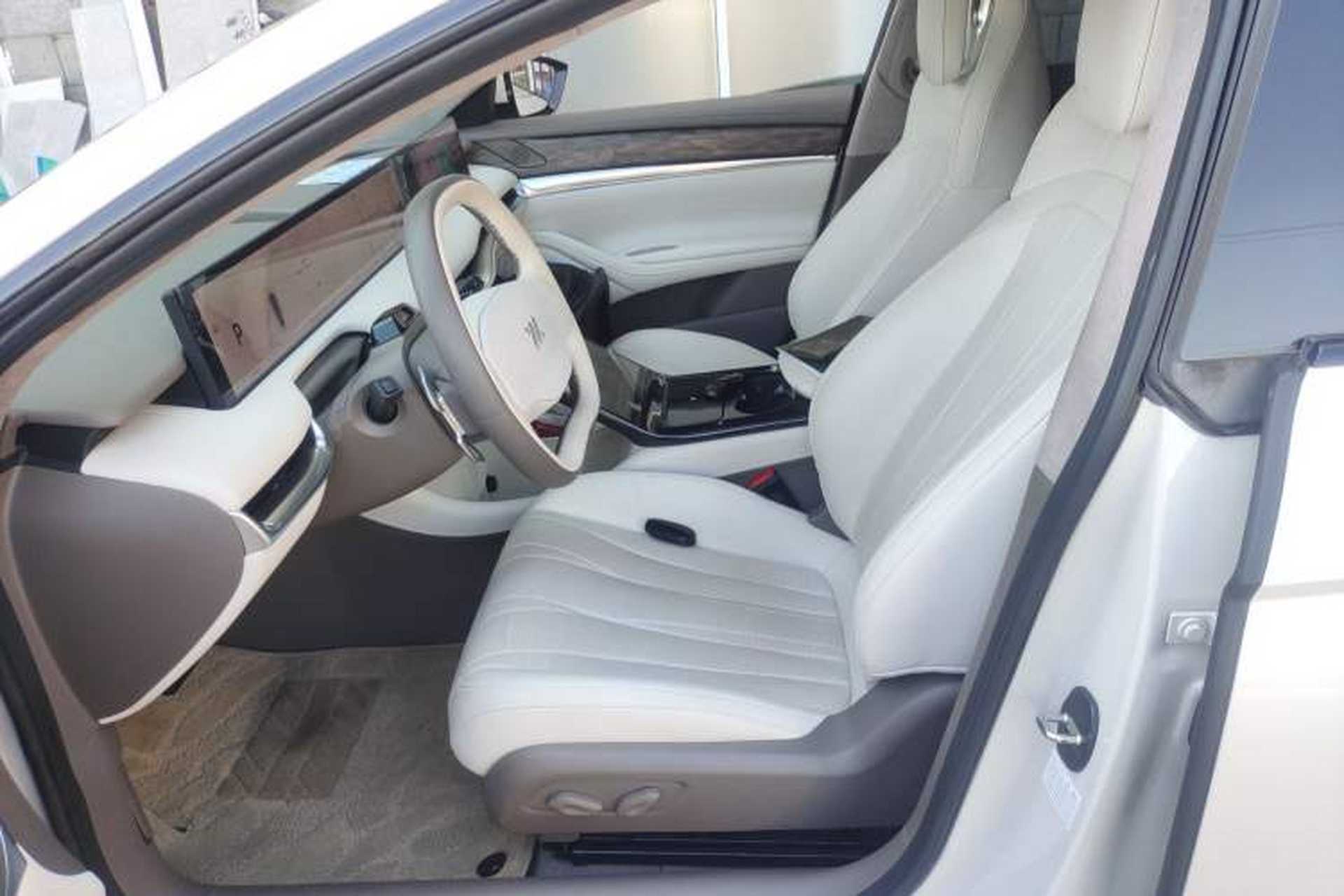 Used IM L7 2022 Dynamic Model Left Front Seat