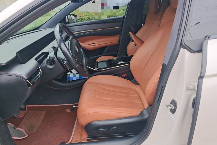 Used IM L7 2022 Pro Model Left Front Seat
