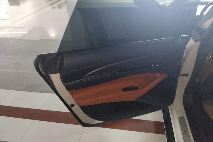 Used IM L7 2022 Dynamic Model Left Rear Door Interior