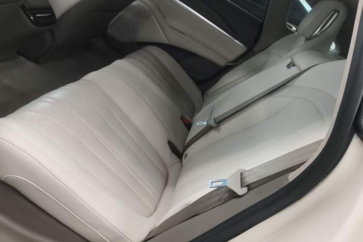 Used IM L7 2022 Pro Model Left Rear Seat