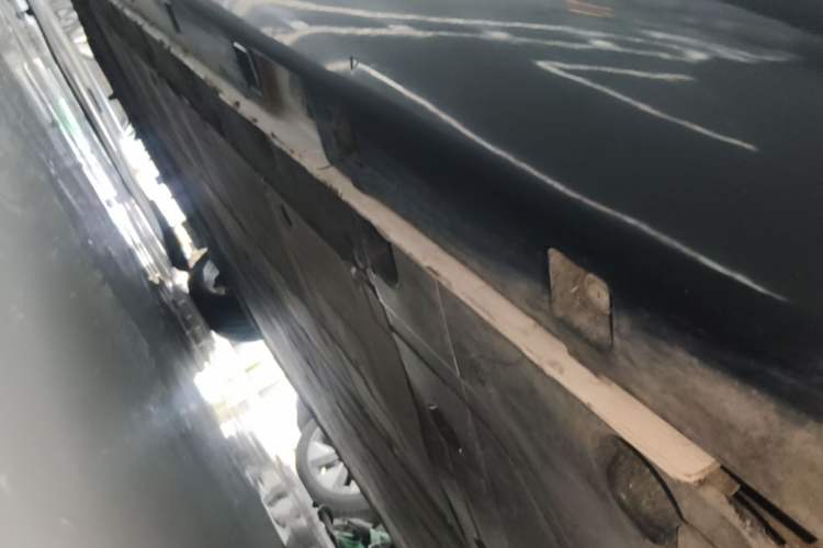 Used IM L7 2022 Pro Model Left Side Sill