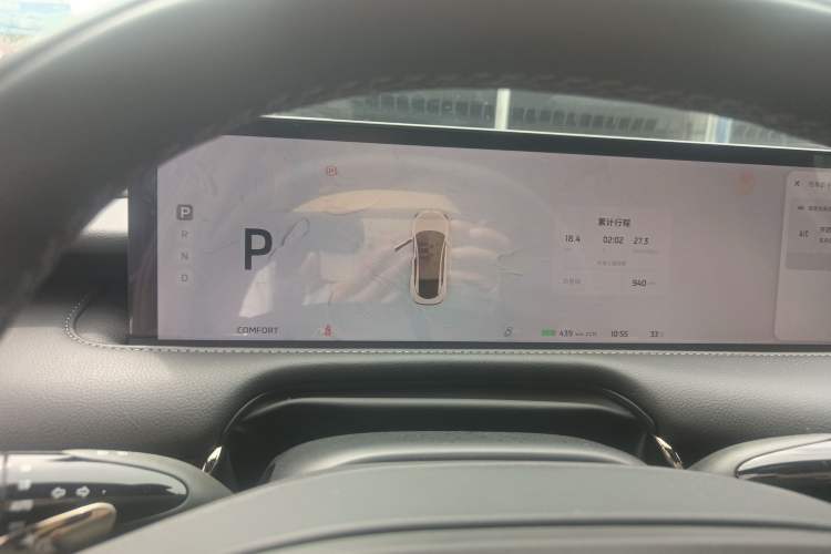 Used IM L7 2022 Dynamic Model Odometer Close Up
