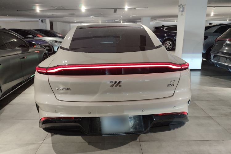 Used IM L7 2022 Dynamic Model Rear
