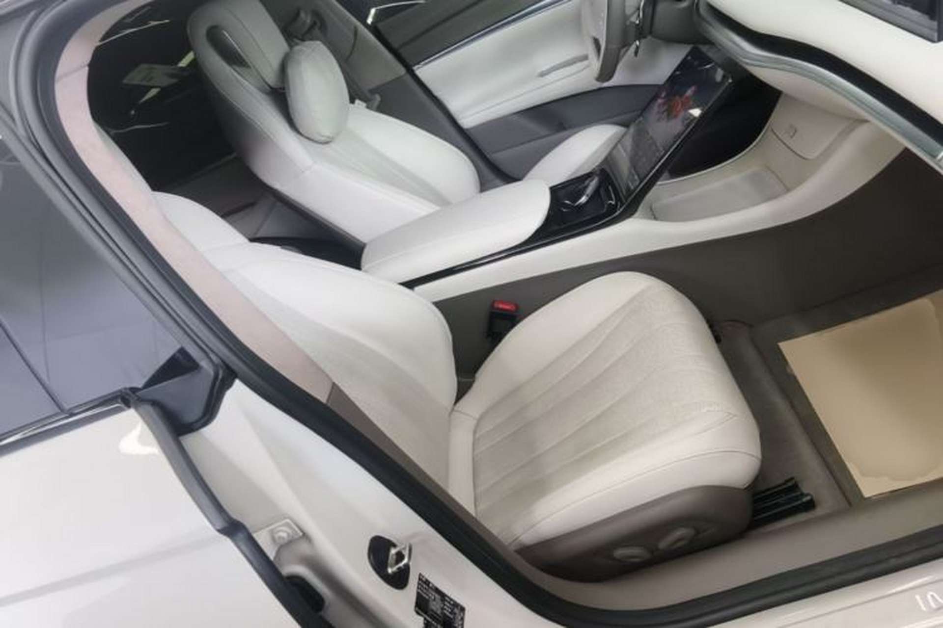 Used IM L7 2022 Pro Model Right Front Seat