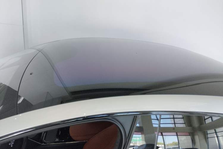 Used IM L7 2022 Dynamic Model Roof
