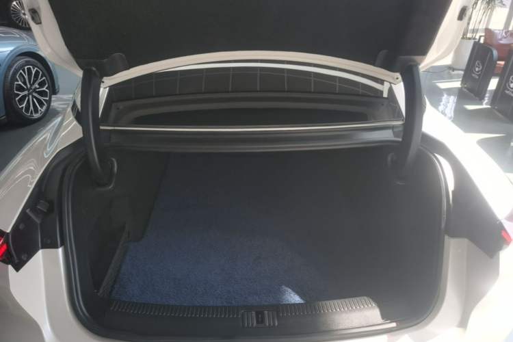 Used IM L7 2022 Pro Model Trunk