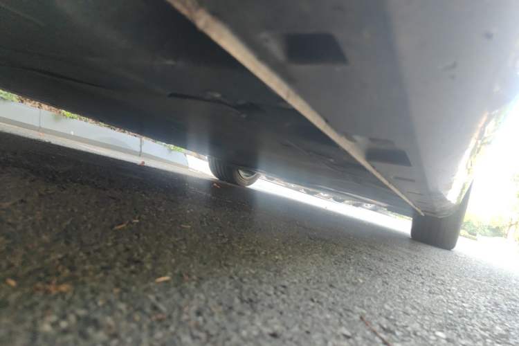 Used IM L7 2022 Dynamic Model Chassis Front Left