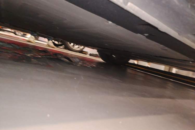 Used IM L7 2022 Dynamic Model Chassis Front Right