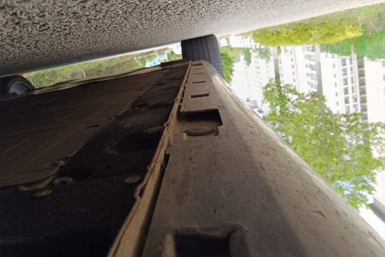 Used IM L7 2022 Dynamic Model Chassis Front Right