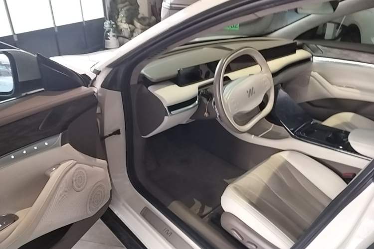 Used IM L7 2022 Dynamic Model Driver Seat