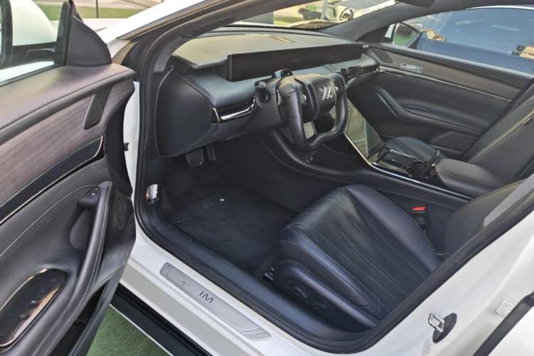 Used IM L7 2022 Dynamic Model Driver Seat