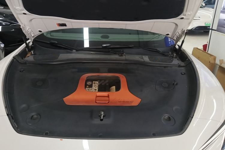 Used IM L7 2022 Pro Model Engine Bay
