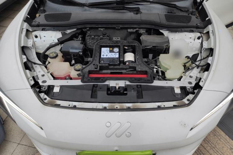 Used IM L7 2022 Dynamic Model Engine Bay