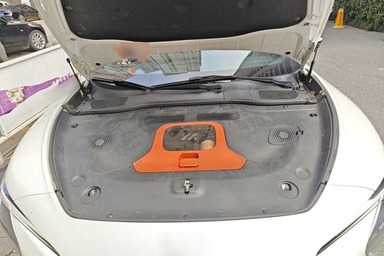 Used IM L7 2022 Dynamic Model Engine Bay