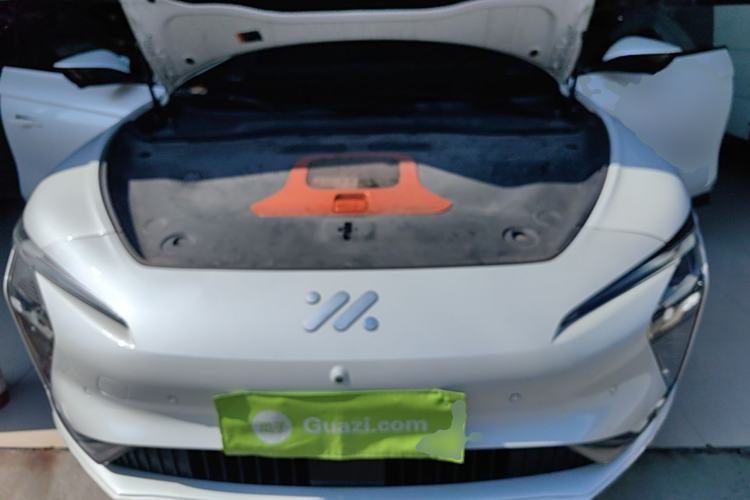 Used IM L7 2022 Pro Model Engine Bay