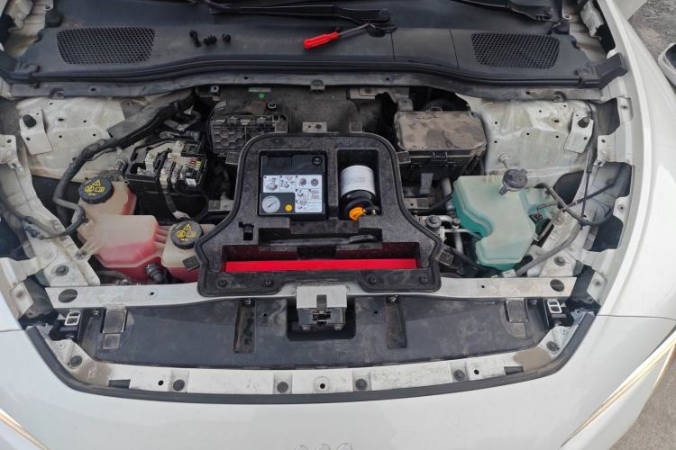 Used IM L7 2022 Dynamic Model Engine Bay