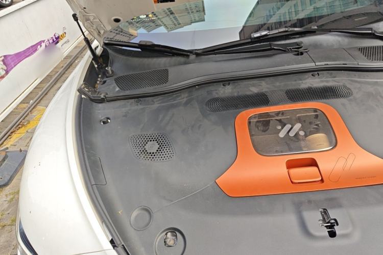 Used IM L7 2022 Dynamic Model Engine Bay Right