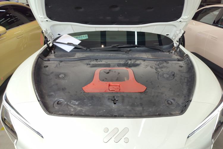 Used IM L7 2022 Pro Model Engine Bay