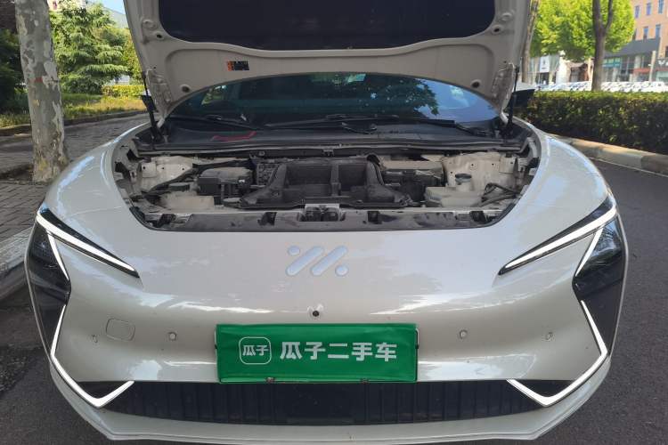 Used IM L7 2022 Pro Model Engine Bay