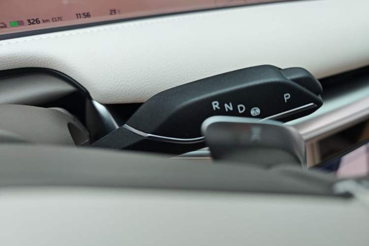 Used IM L7 2022 Dynamic Model Gear Lever