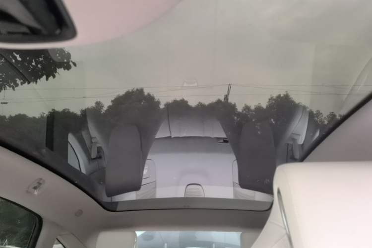 Used IM L7 2022 Dynamic Model Headliner