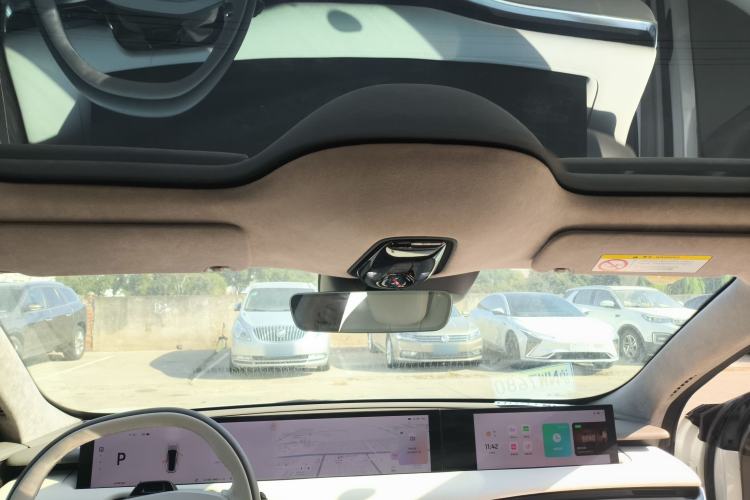 Used IM L7 2022 Dynamic Model Headliner