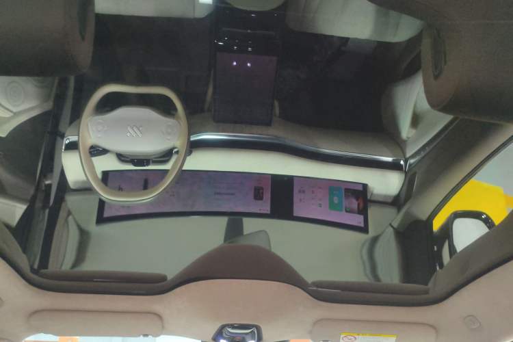 Used IM L7 2022 Pro Model Headliner