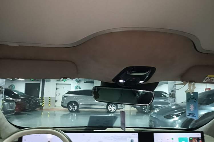 Used IM L7 2022 Dynamic Model Headliner