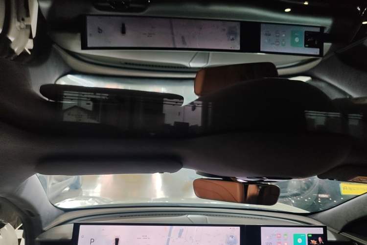Used IM L7 2022 Dynamic Model Headliner