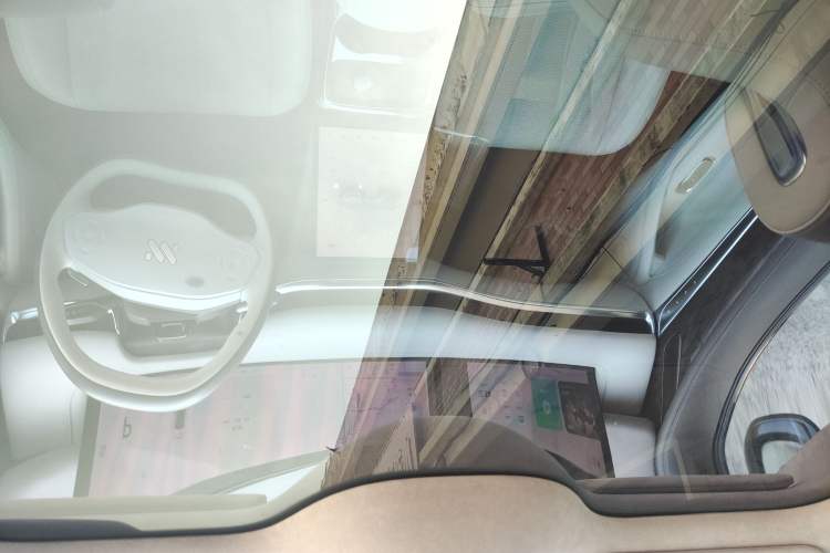 Used IM L7 2022 Dynamic Model Headliner