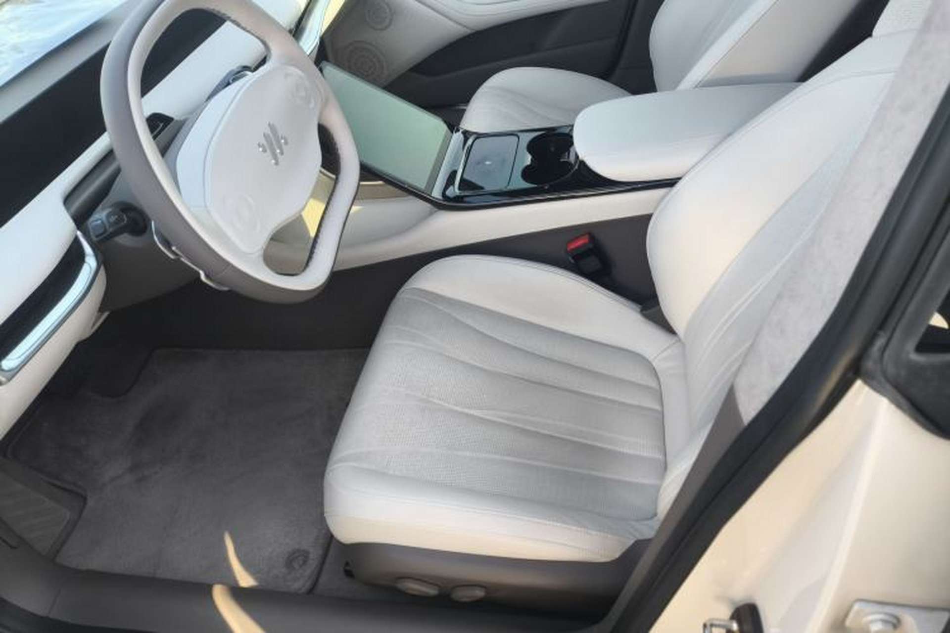Used IM L7 2022 Dynamic Model Left Front Seat
