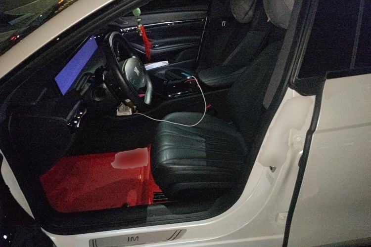Used IM L7 2022 Dynamic Model Left Front Seat