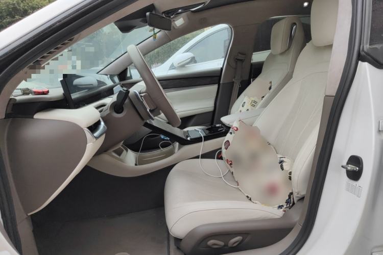 Used IM L7 2022 Dynamic Model Left Front Seat