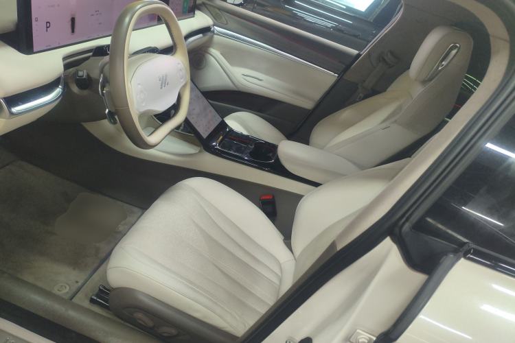 Used IM L7 2022 Pro Model Left Front Seat