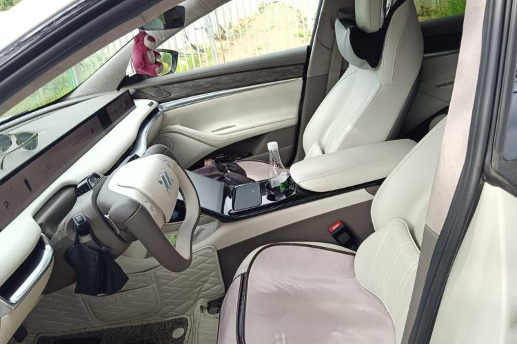 Used IM L7 2022 Dynamic Model Left Front Seat