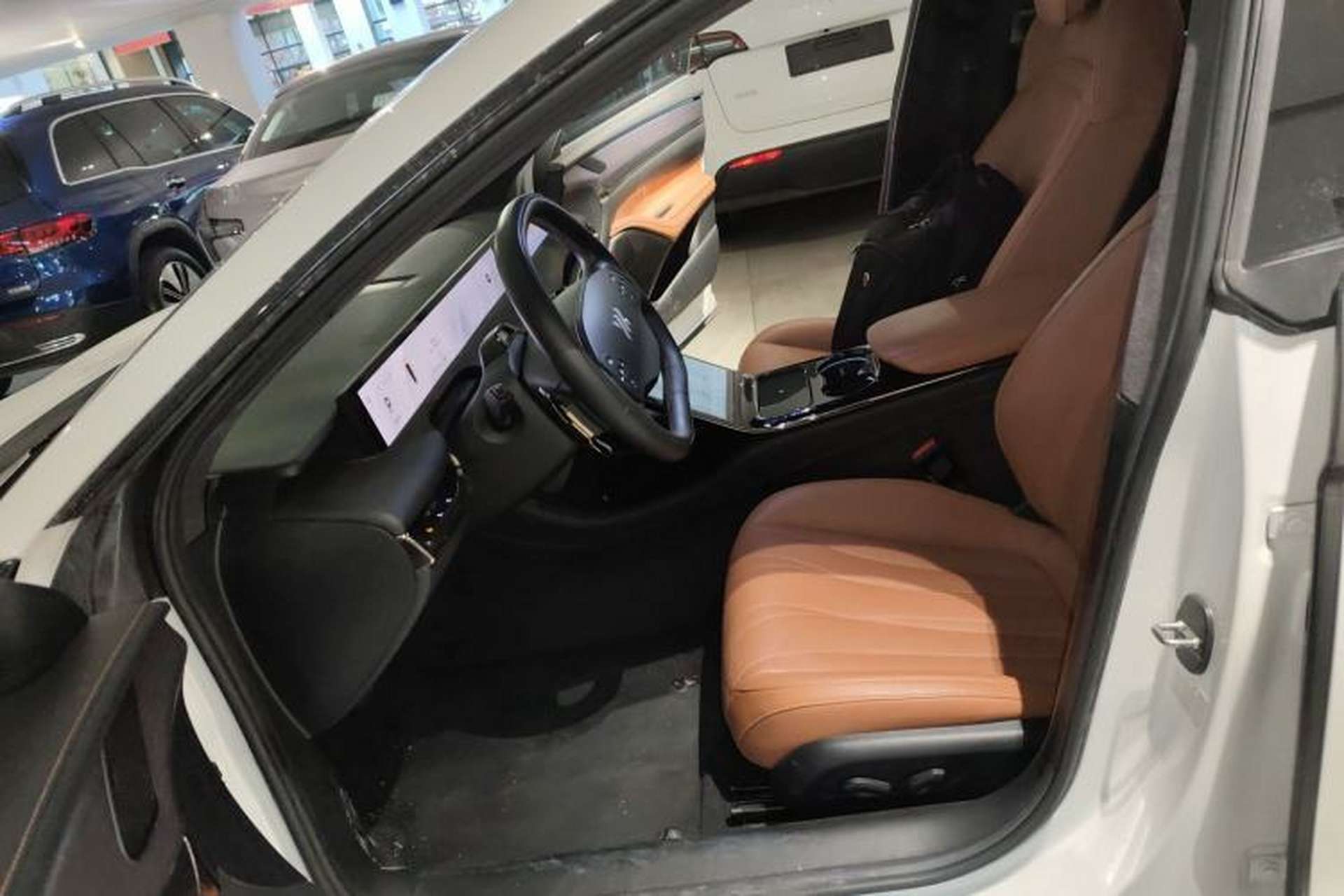 Used IM L7 2022 Pro Model Left Front Seat