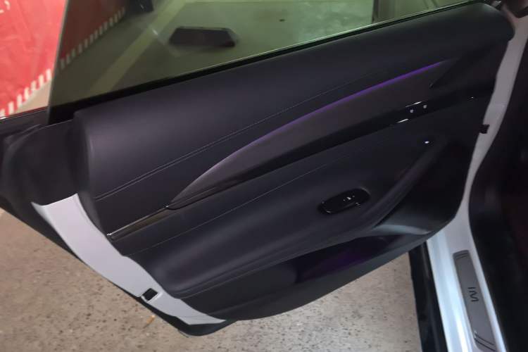 Used IM L7 2022 Pro Model Left Rear Door Interior