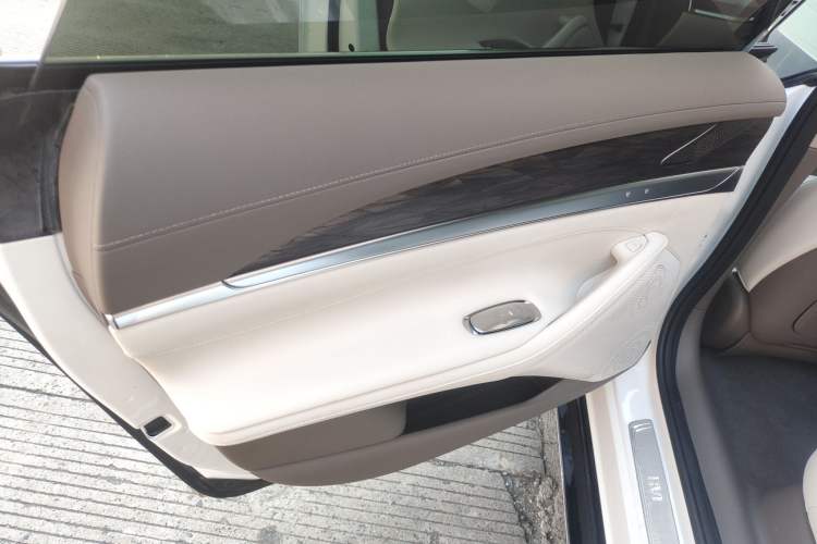 Used IM L7 2022 Dynamic Model Left Rear Door Interior