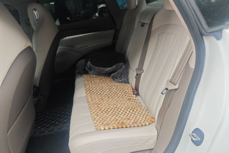 Used IM L7 2022 Dynamic Model Left Rear Seat