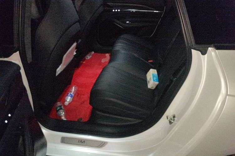 Used IM L7 2022 Dynamic Model Left Rear Seat